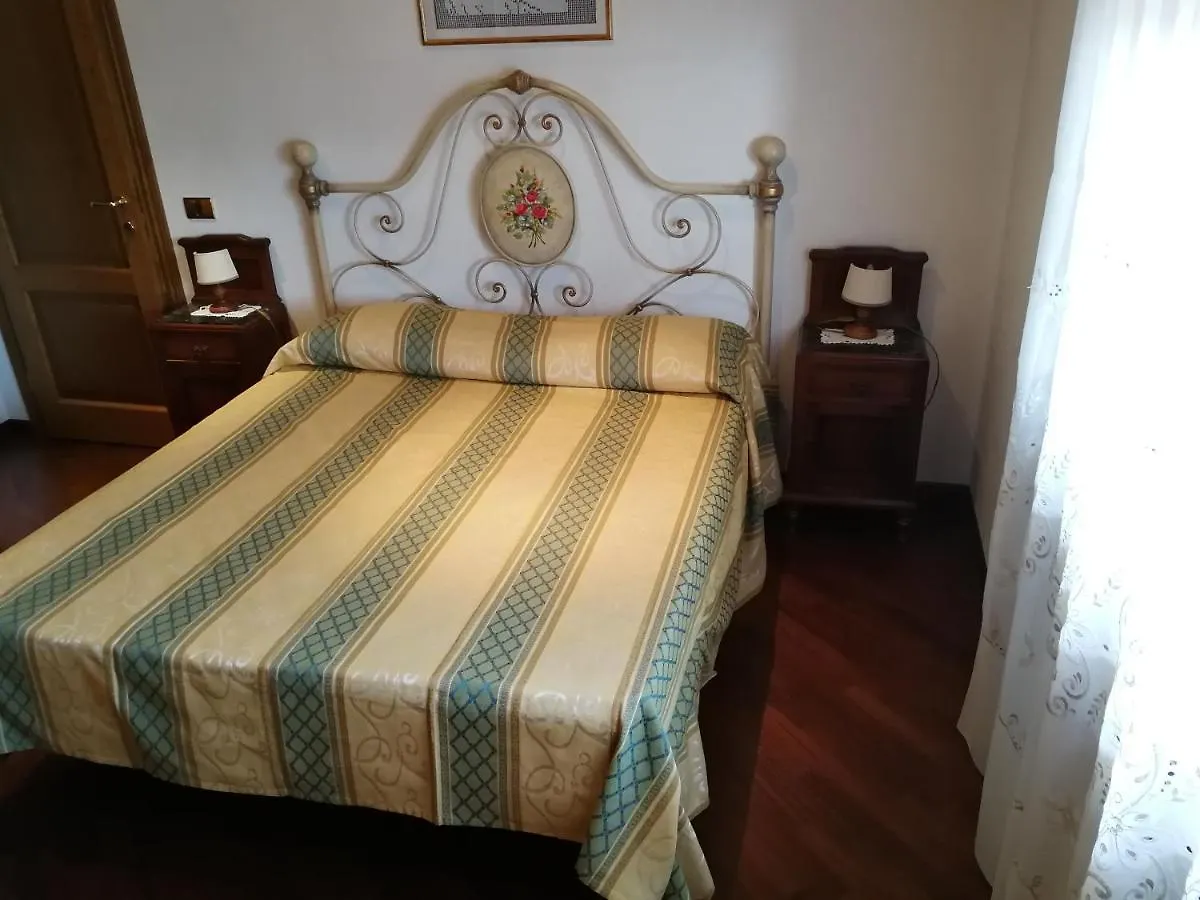 Bed & Breakfast Mansarda Sulla Francigena Bed and Breakfast Altopascio