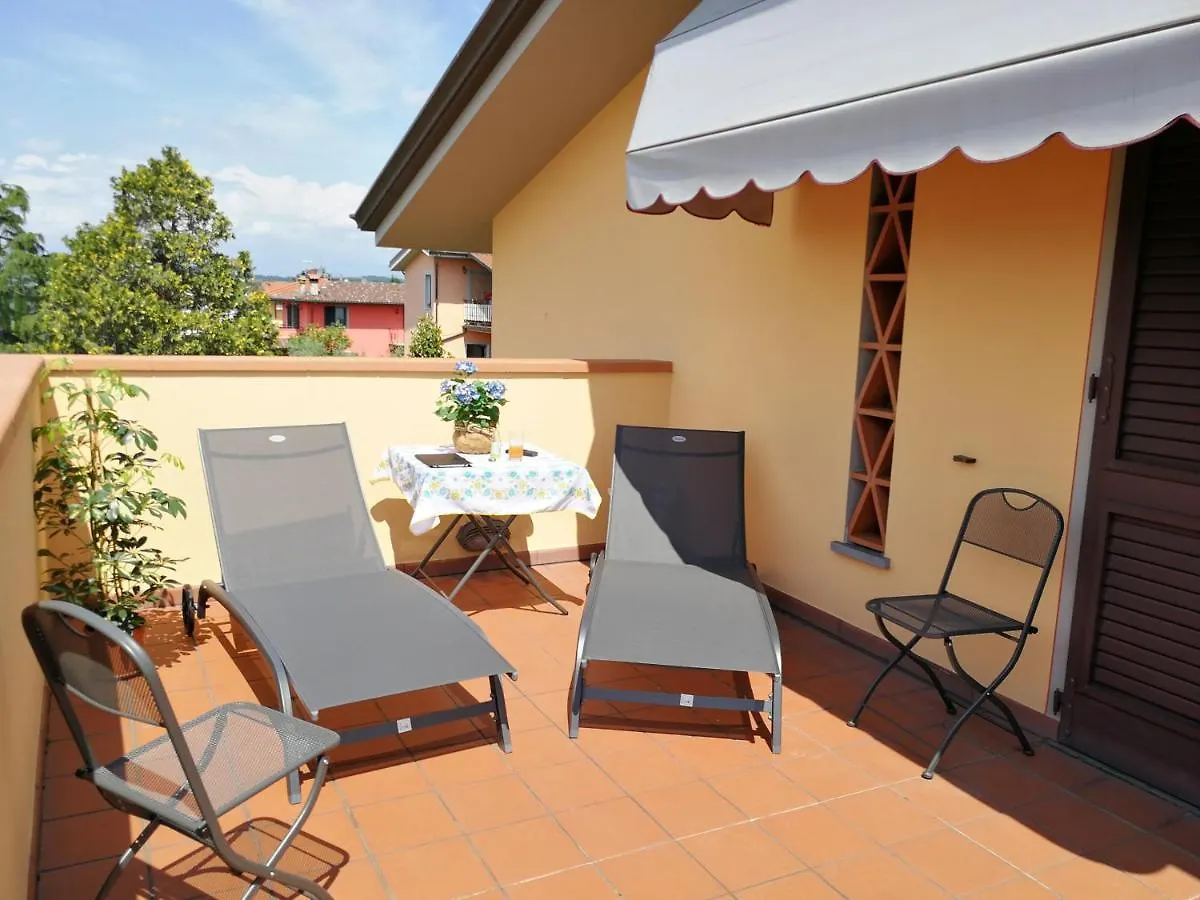 Mansarda Sulla Francigena Bed and Breakfast Altopascio 2*,